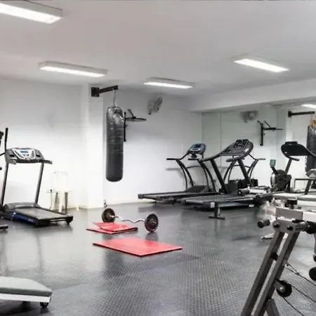 2 Bedrooms In Costa Del Sol *