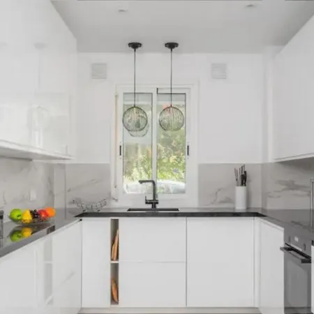 2 Bedrooms In Costa Del Sol Apartment *