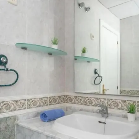 Apartment 2 Bedrooms In Costa Del Sol
