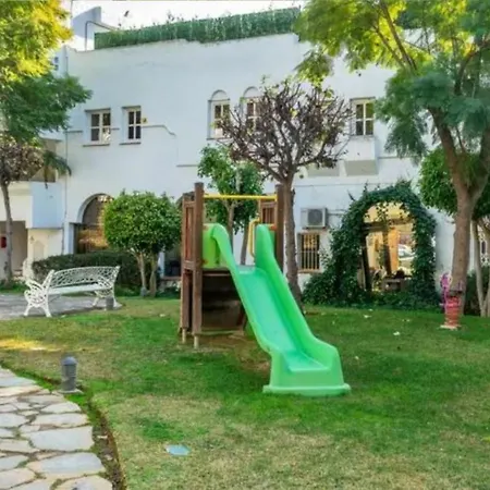 2 Bedrooms In Costa Del Sol Apartment Marbella
